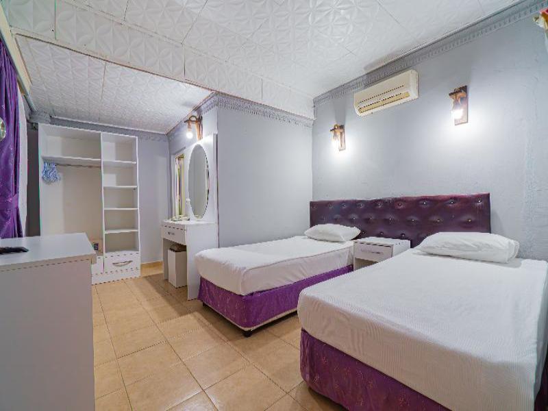 Sayanora Hotel - Oda