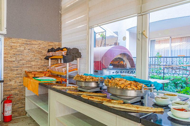Sayanora Hotel - Restoran