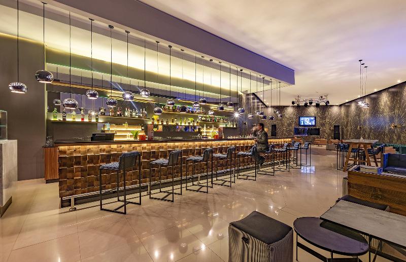 Delta Hotels by Marriott Marrakech Eden Andalou - Bar