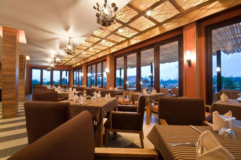 Montis Resort Pai - Restoran