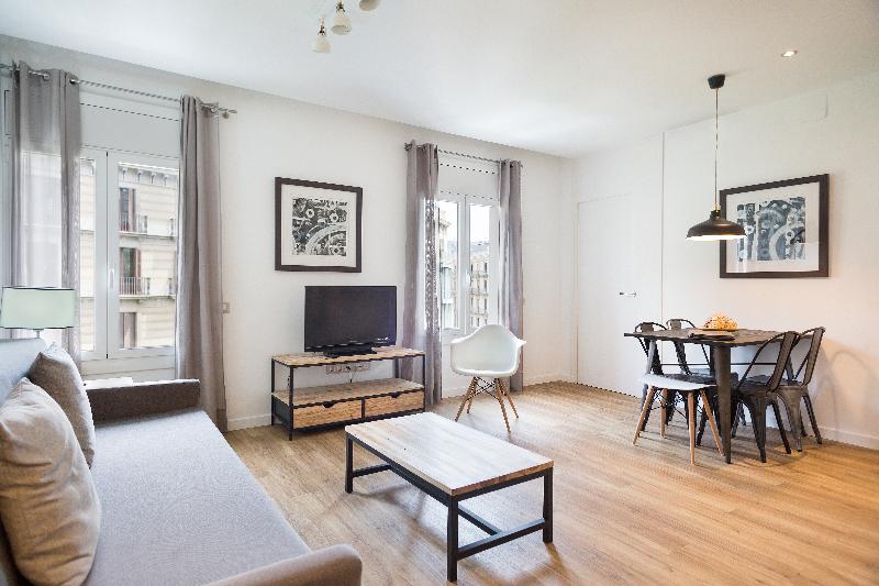 Amister Apartments - Genel