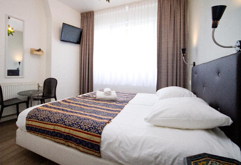 Acostar Hotel - Oda
