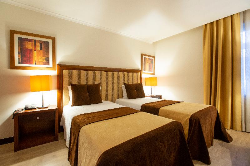 Veneza Hotel - Oda
