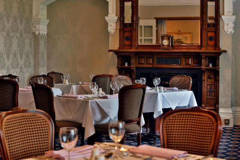 The Oaks Hotel - Restoran