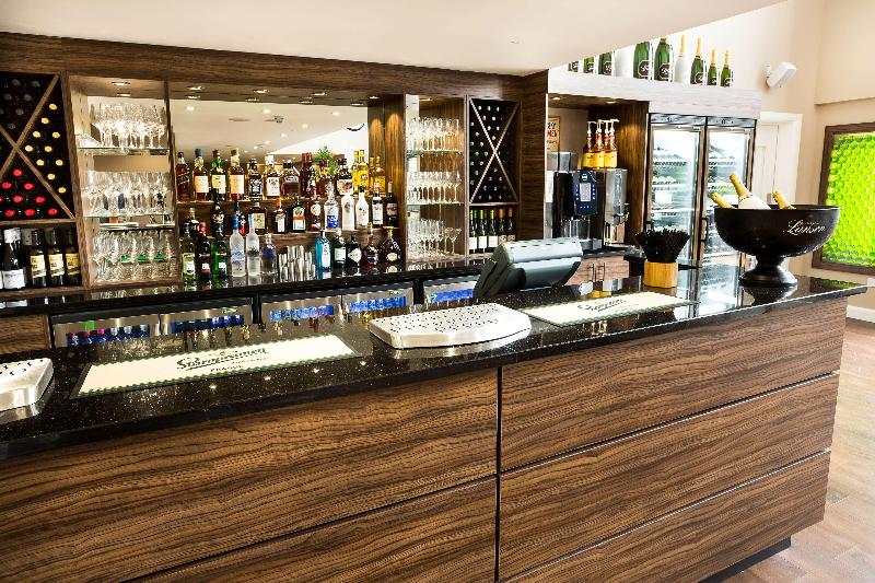 Doubletree by Hilton Milton Keynes - Bar
