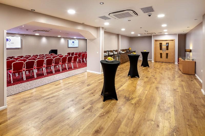 Doubletree by Hilton Milton Keynes - Toplantı