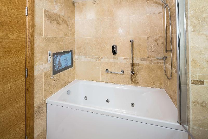 Doubletree by Hilton Milton Keynes - Oda