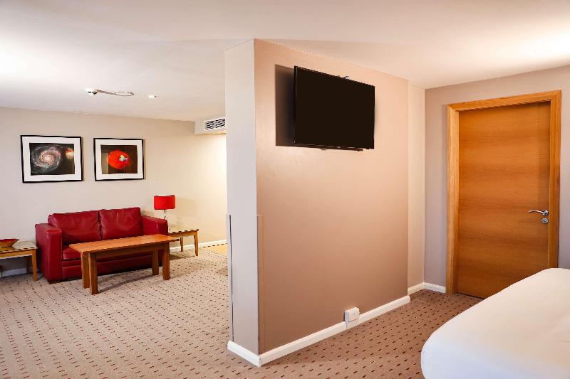 Doubletree by Hilton Milton Keynes - Oda