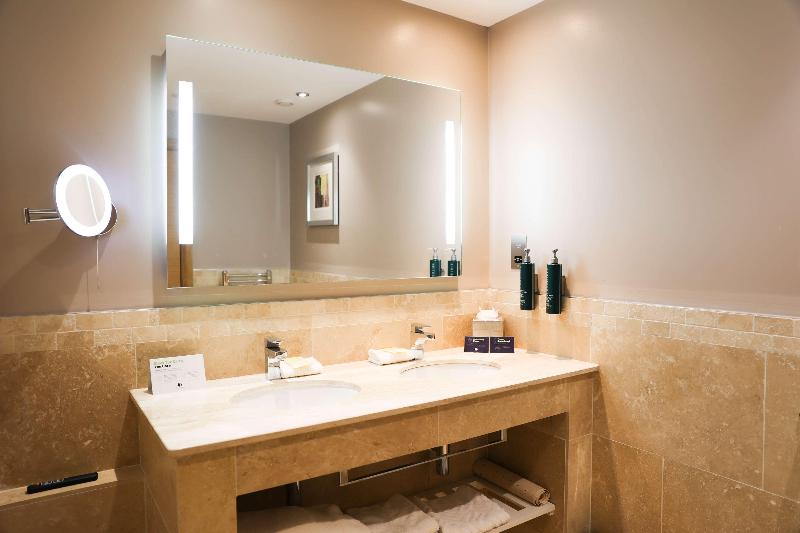 Doubletree by Hilton Milton Keynes - Oda