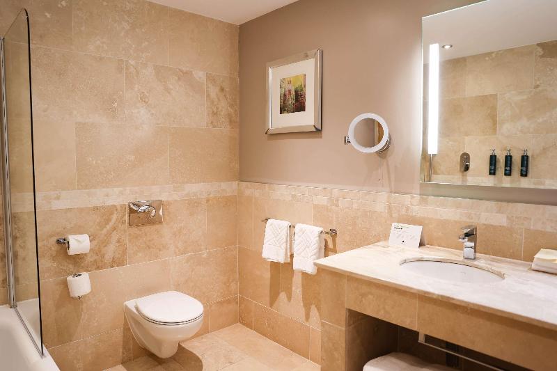 Doubletree by Hilton Milton Keynes - Oda