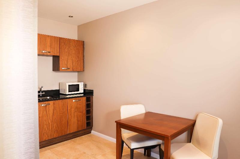 Doubletree by Hilton Milton Keynes - Oda
