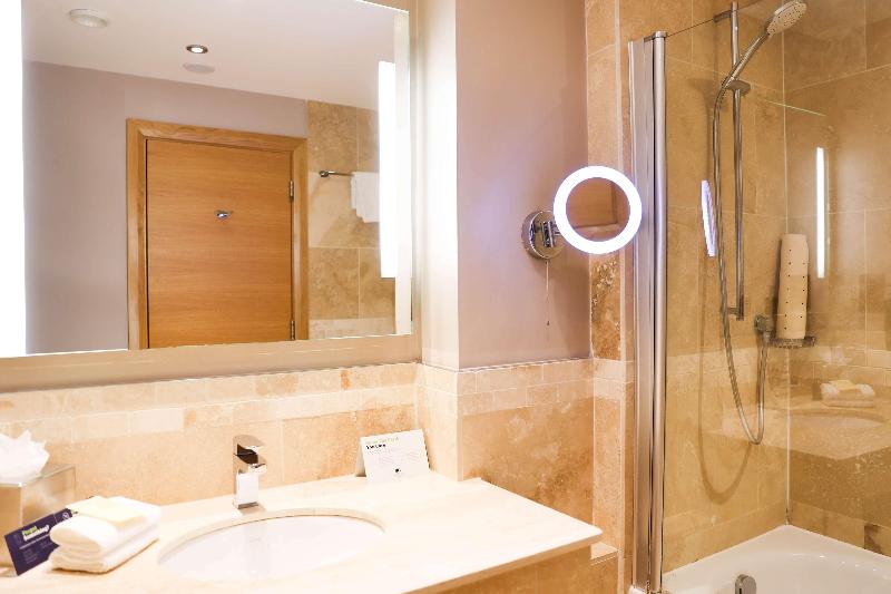 Doubletree by Hilton Milton Keynes - Oda