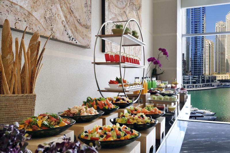 JW Marriott Hotel Marina - Lobi