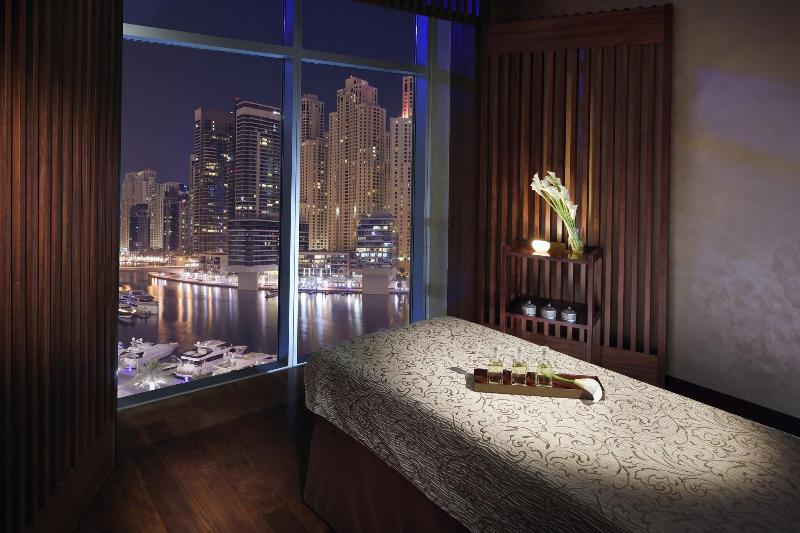 JW Marriott Hotel Marina - Aktivite