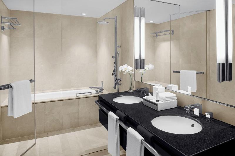 JW Marriott Hotel Marina - Oda