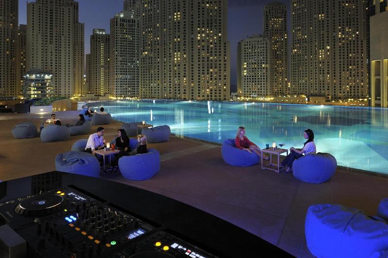 JW Marriott Hotel Marina - Havuz