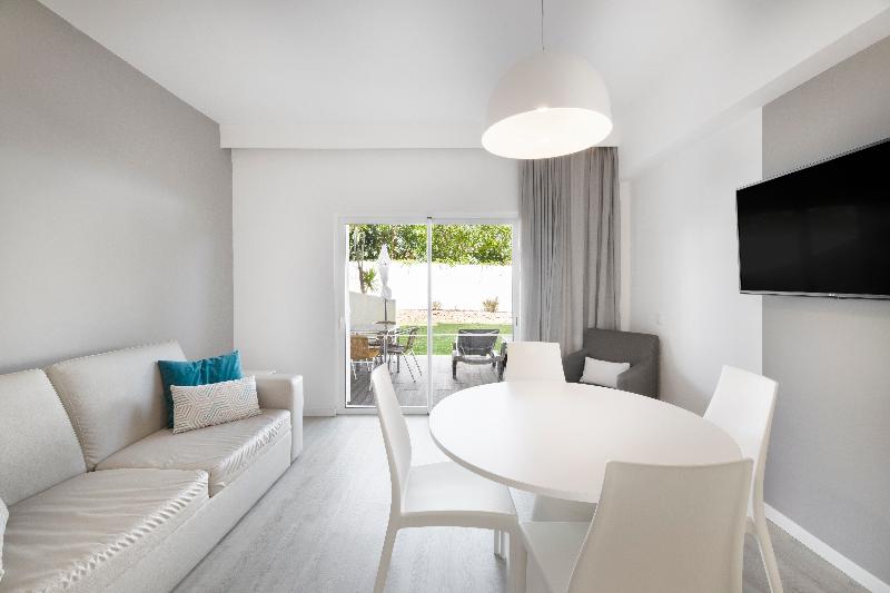 AlvorMar Apartamentos Turisticos - Oda