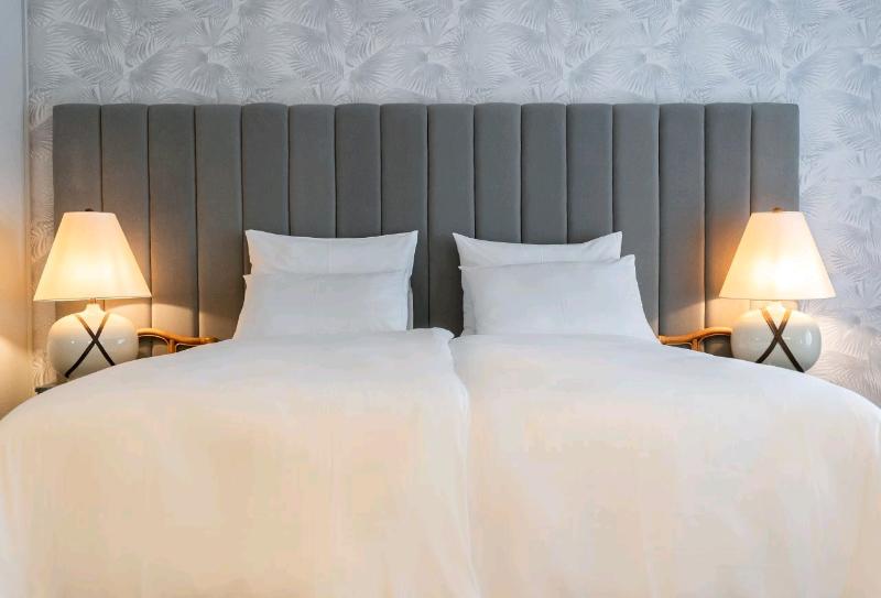 Eventhotel Pyramide - Oda