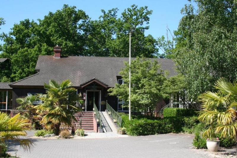 Marwell Hotel - Lobi