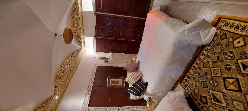 Riad Barroko - Genel