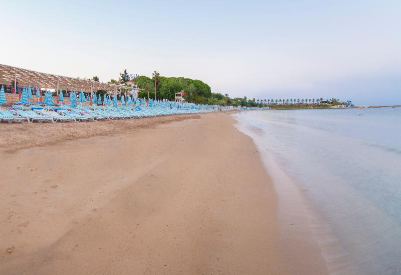 Lonicera Resort - Plaj