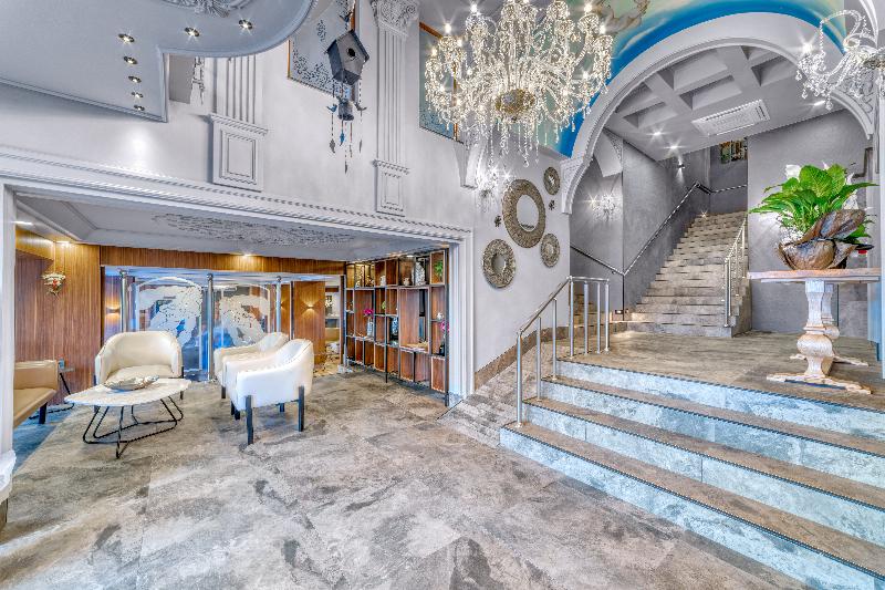 Numa Port Hotel - Lobi