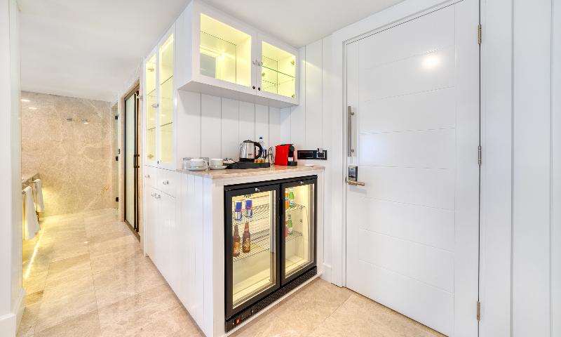 Numa Port Hotel - Oda