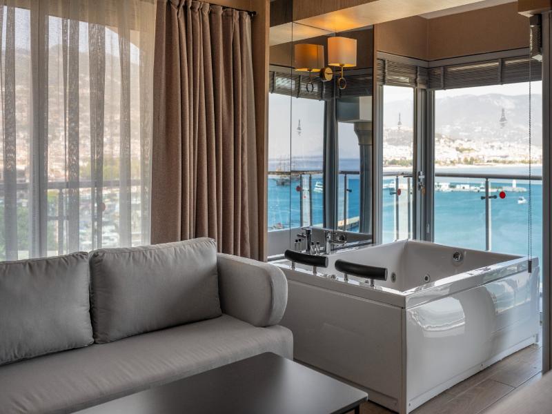 Numa Port Hotel - Oda