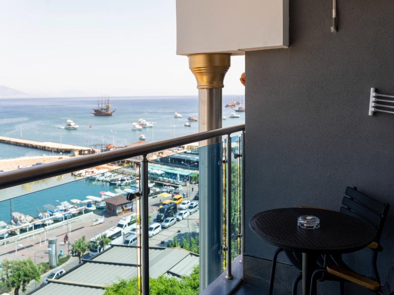 Numa Port Hotel - Oda