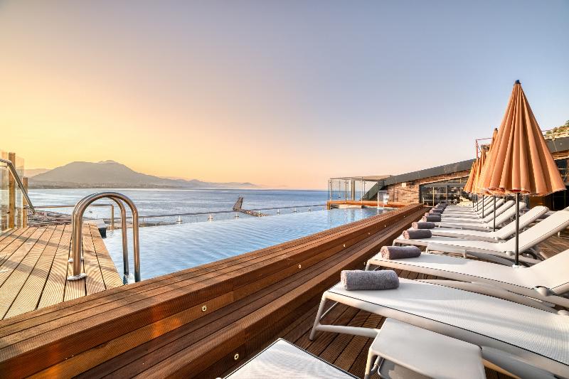 Numa Port Hotel - Havuz