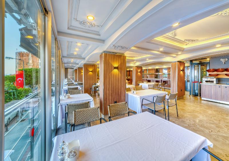 Numa Port Hotel - Restoran