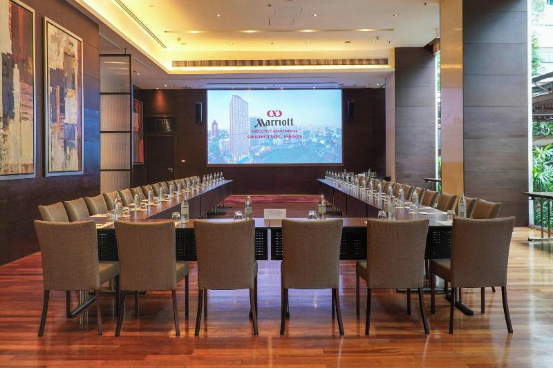 Sukhumvit Park, Bangkok - Marriott Executive Apt - Lobi