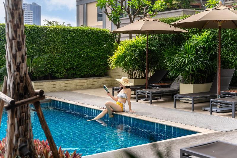 Sukhumvit Park, Bangkok - Marriott Executive Apt - Havuz