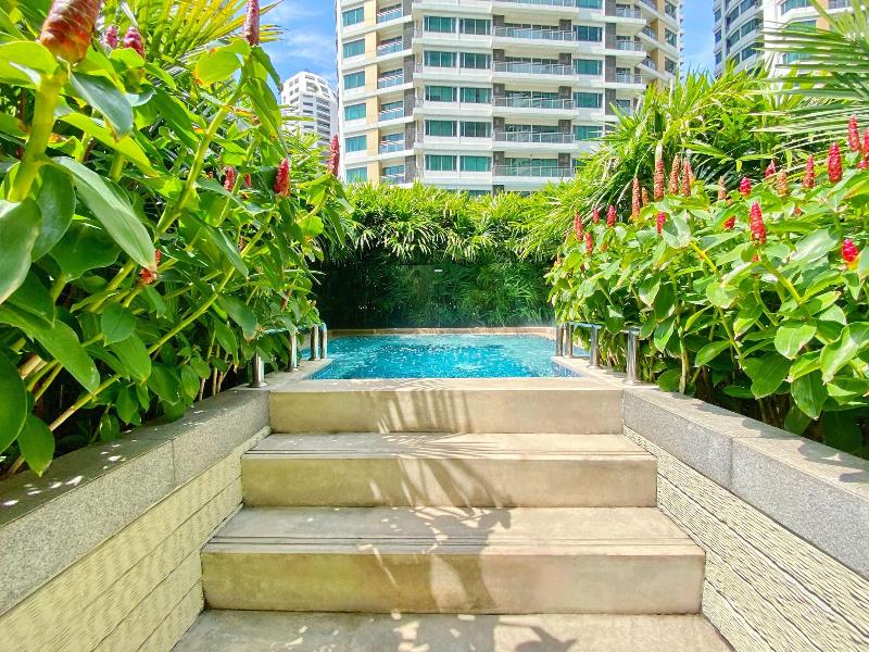 Sukhumvit Park, Bangkok - Marriott Executive Apt - Havuz