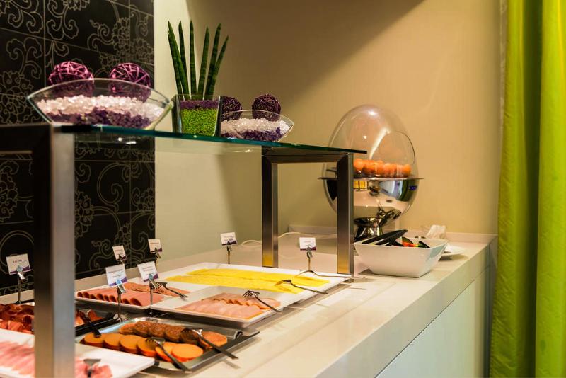 Premier Inn Nürnberg City Nordost - Restoran
