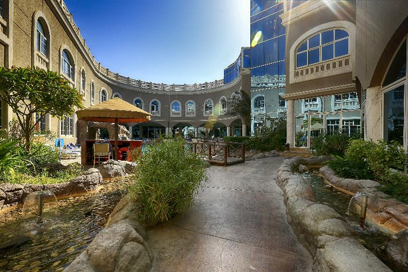 Sharjah Premiere Hotel & Resort - Havuz