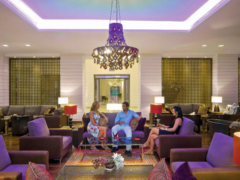Movenpick Resort & Spa Tala Bay Aqaba - Bar