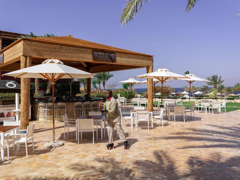Movenpick Resort & Spa Tala Bay Aqaba - Bar