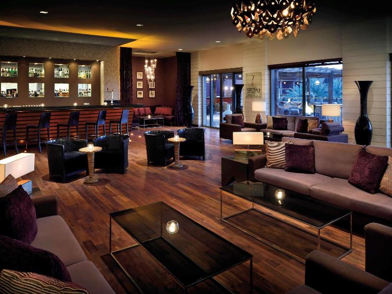 Movenpick Resort & Spa Tala Bay Aqaba - Bar