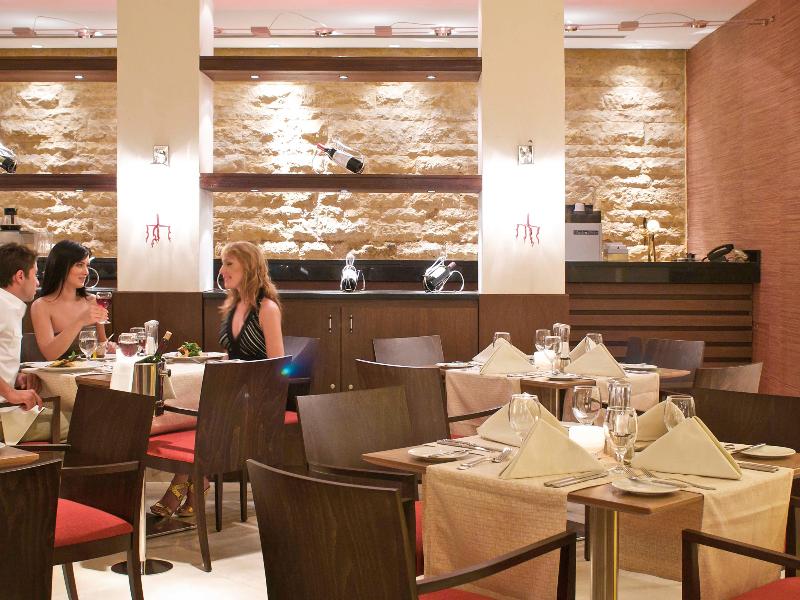 Movenpick Resort & Spa Tala Bay Aqaba - Restoran