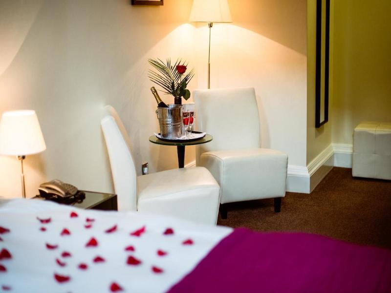 Grey Street Hotel - Genel