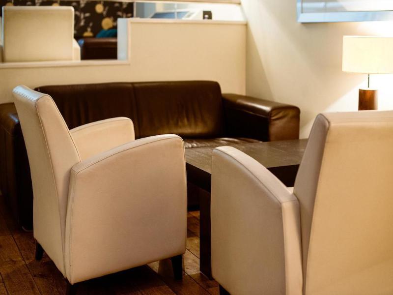 Grey Street Hotel - Genel