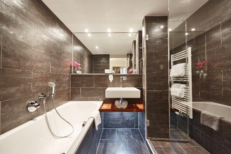 Pakat Suites Hotel - Oda