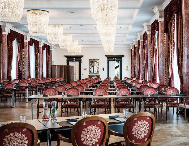 Althoff Grandhotel Schloss Bensberg - Toplantı