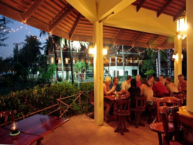 Coral Hotel - Restoran