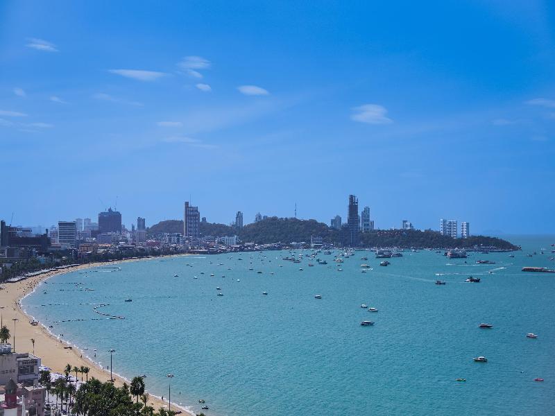 Holiday Inn Pattaya - Plaj