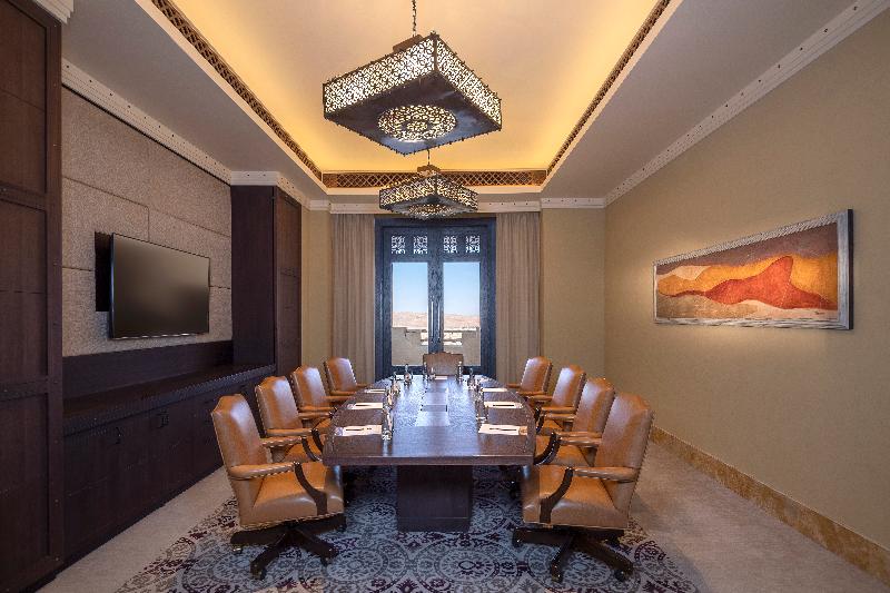 Anantara Qasr Al Sarab Resort & Spa - Toplantı