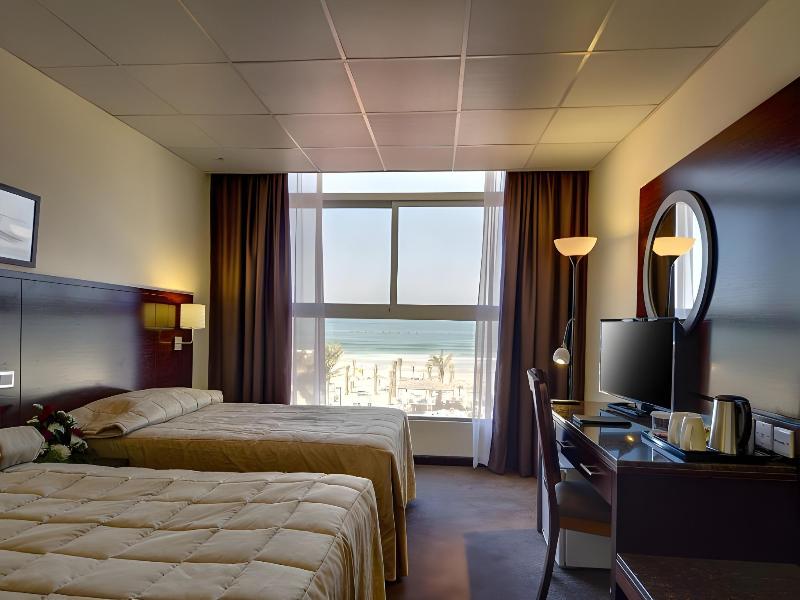 Ajman Beach Hotel - Oda