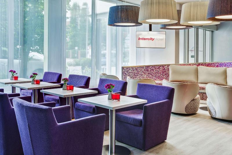 IntercityHotel Celle - Lobi