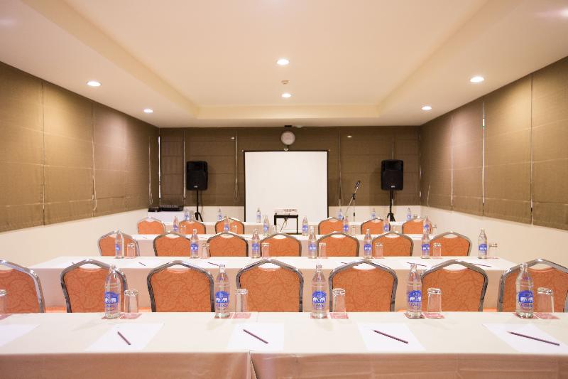 Imm Hotel Thaphae Chiang Mai - Toplantı